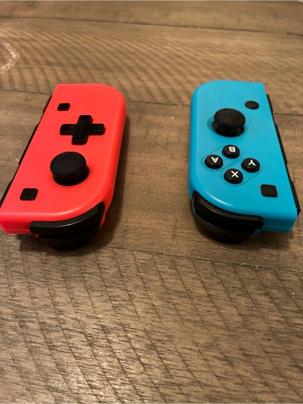 Wireless Game Controller SWH (Red) & Right (Blue) Controller Pair